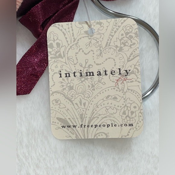 67- Free People U-Neck Tank - Picture 9 of 9